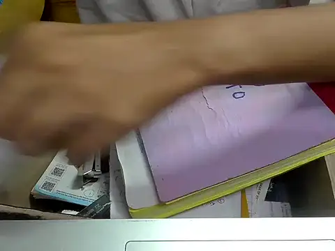 Snapshot of cute_modell chatting on October 9, 12:17 pm cute modell online show from October 9, 12:17 pm