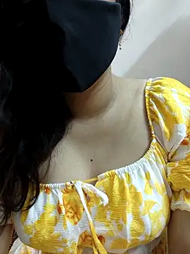 Snapshot of snehasexy chatting on February 22, 4:07 am snehasexy online show from February 22, 4:07 am