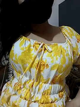 Snapshot of snehasexy chatting on February 9, 2:17 am snehasexy online show from February 9, 2:17 am