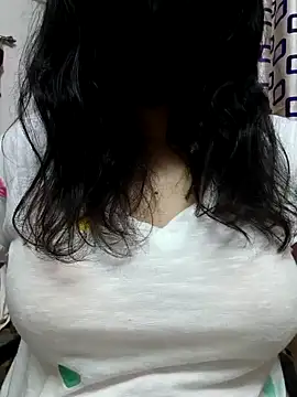 Snapshot of snehasexy chatting on January 26, 6:48 pm snehasexy online show from January 26, 6:48 pm