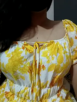 Snapshot of snehasexy chatting on February 8, 7:49 pm snehasexy online show from February 8, 7:49 pm
