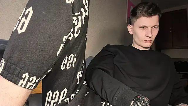 Snapshot of Kevin_Hornyyy chatting on May 29, 4:02 pm Kevin Hornyyy online show from May 29, 4:02 pm