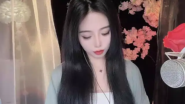 ying-love520 online show from February 7, 2:26 pm