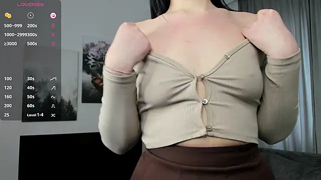 Snapshot of Bonnie_White chatting on February 28, 7:05 am Bonnie White online show from February 28, 7:05 am