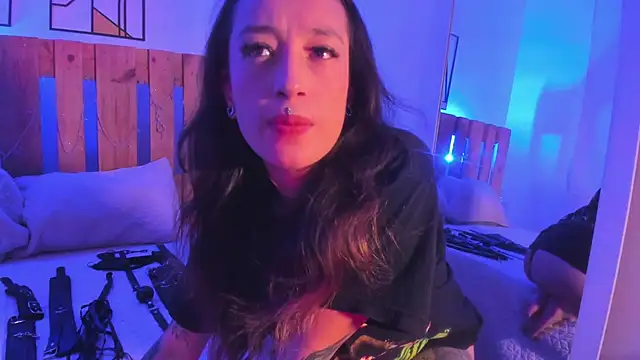 coral jonesss online show from March 20, 3:57 pm