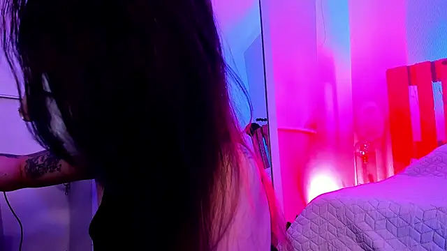 coral jonesss online show from October 12, 3:35 pm