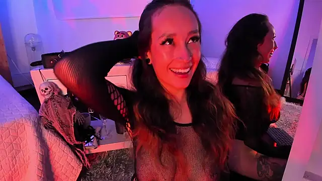 coral jonesss online show from January 15, 4:21 pm