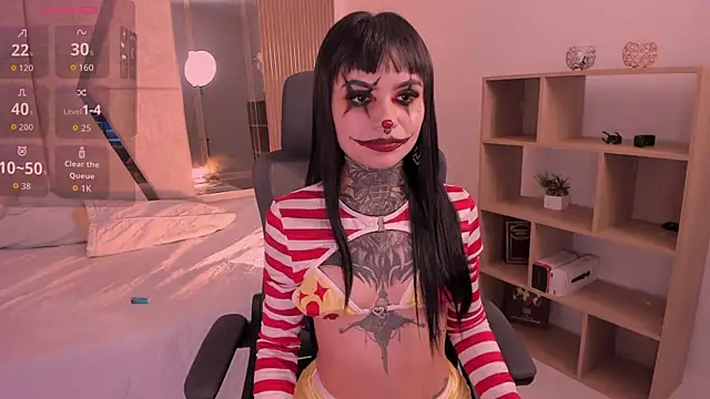 CleeoAdams  online show from November 1, 7:02 am