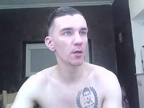 NathanNate0410 online show from October 27, 6:53 pm