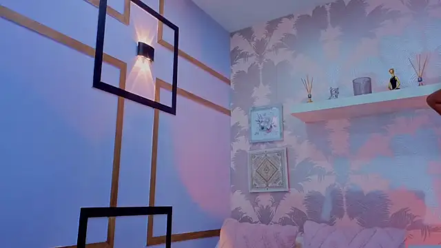 CharlotteGraay online show from March 20, 7:48 pm