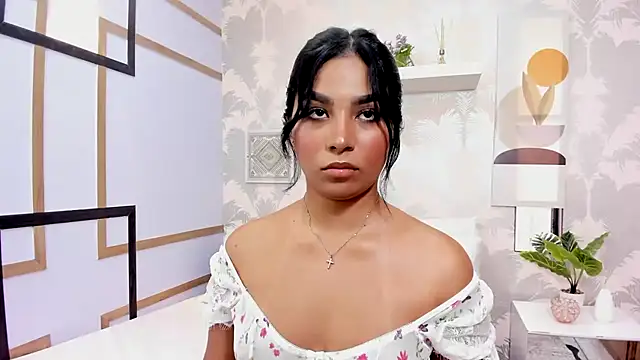 CharlotteGraay online show from September 10, 7:46 pm