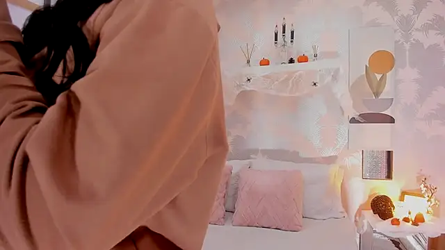 CharlotteGraay online show from October 27, 7:59 pm