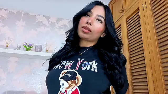 CharlotteGraay online show from November 14, 7:50 pm