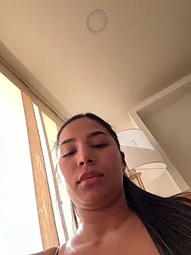 CharlotteGraay online show from May 24, 9:26 pm