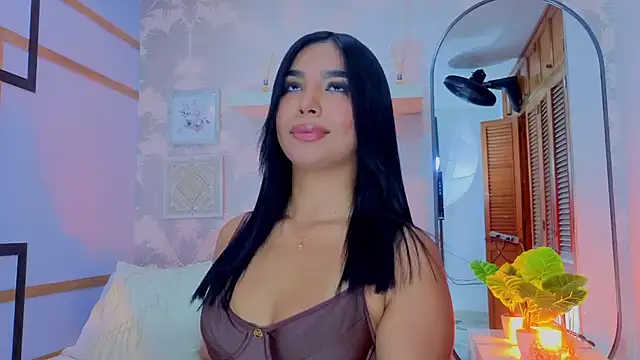 CharlotteGraay online show from March 13, 7:52 pm