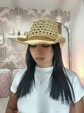 CharlotteGraay online show from May 23, 8:19 pm