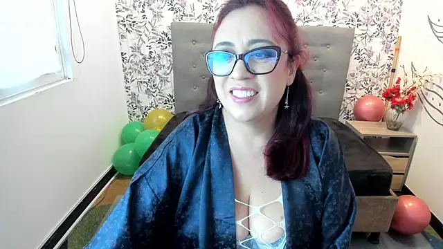 Victoria Adamns online show from March 18, 11:33 am