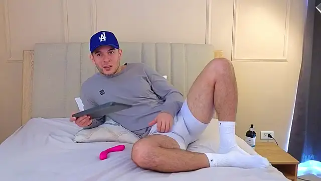 mr danni online show from April 15, 4:00 pm