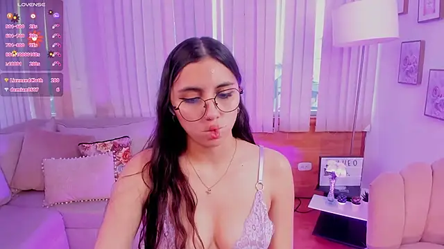 Grace  jones online show from March 7, 4:44 pm