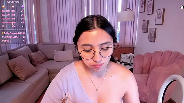 Grace  jones online show from January 23, 6:35 pm