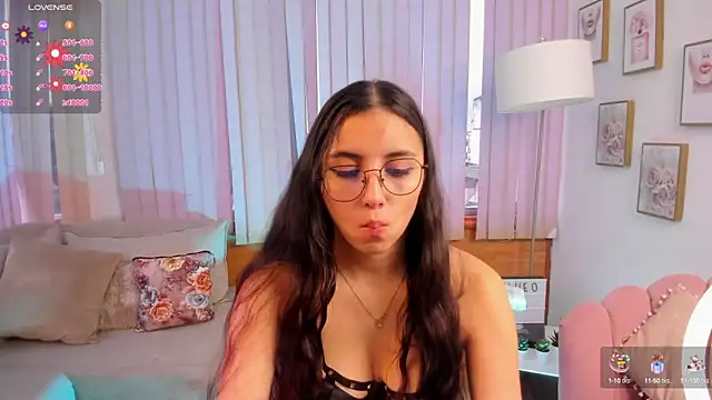 Grace  jones online show from March 6, 1:35 pm