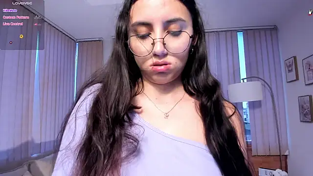 Grace  jones online show from January 16, 12:09 pm