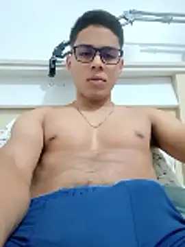 HornyTiger744 online show from January 8, 9:54 pm