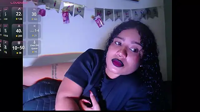 Snapshot of leslycarsson chatting on October 6, 2:02 am leslycarsson online show from October 6, 2:02 am