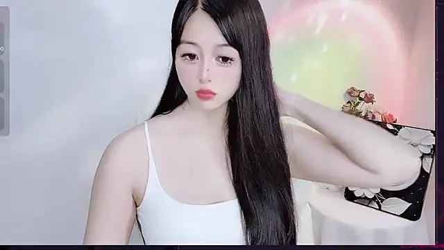 LiLiLily online show from September 26, 7:54 pm