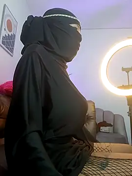 azahara faraah online show from October 25, 6:08 pm