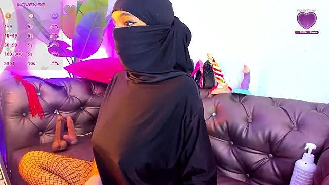 azahara faraah online show from September 19, 2:54 pm