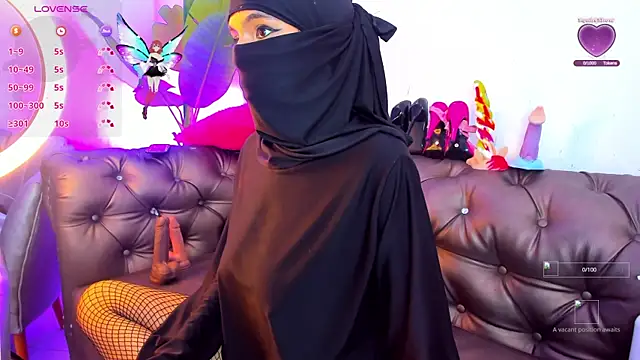 azahara faraah online show from September 16, 3:02 pm