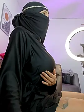 azahara faraah online show from October 28, 3:00 pm