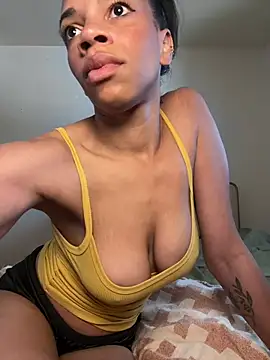 goddesskash online show from May 17, 7:25 pm