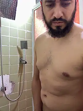 Snapshot of leonardohot1987 chatting on February 26, 3:14 am leonardohot1987 online show from February 26, 3:14 am