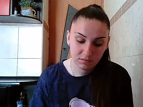 Yuliia30 online show from May 9, 7:34 am