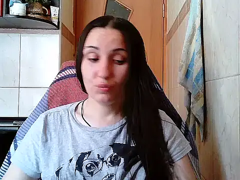 Yuliia30 online show from July 15, 7:48 am