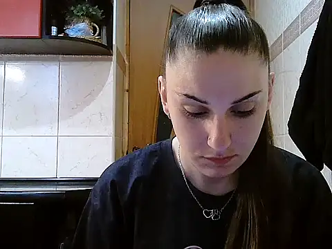 Yuliia30 online show from May 10, 9:24 am