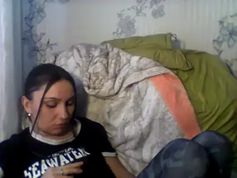 Snapshot of Yuliia30 chatting on February 12, 12:22 pm Yuliia30 online show from February 12, 12:22 pm