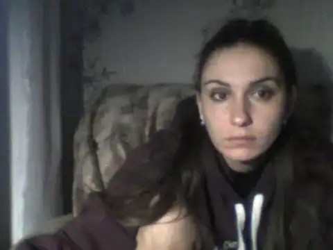 Snapshot of Yuliia30 chatting on February 21, 3:32 pm Yuliia30 online show from February 21, 3:32 pm