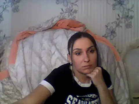 Snapshot of Yuliia30 chatting on February 12, 9:20 am Yuliia30 online show from February 12, 9:20 am