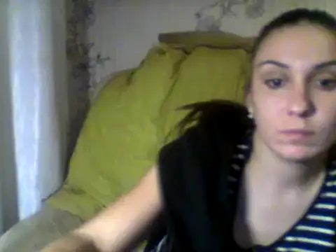 Snapshot of Yuliia30 chatting on February 9, 5:11 pm Yuliia30 online show from February 9, 5:11 pm
