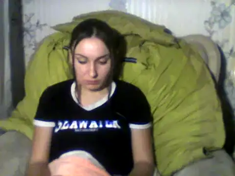 Snapshot of Yuliia30 chatting on February 12, 3:27 pm Yuliia30 online show from February 12, 3:27 pm