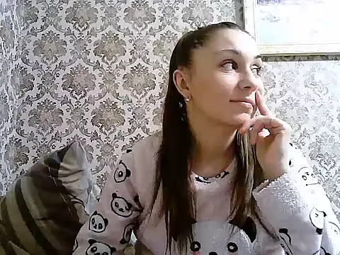 Snapshot of Yuliia30 chatting on October 17, 2:30 pm Yuliia30 online show from October 17, 2:30 pm