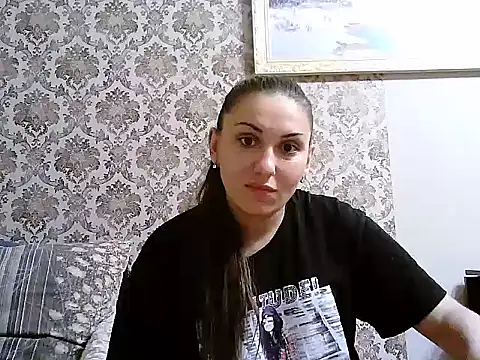 Snapshot of Yuliia30 chatting on September 13, 3:23 pm Yuliia30 online show from September 13, 3:23 pm