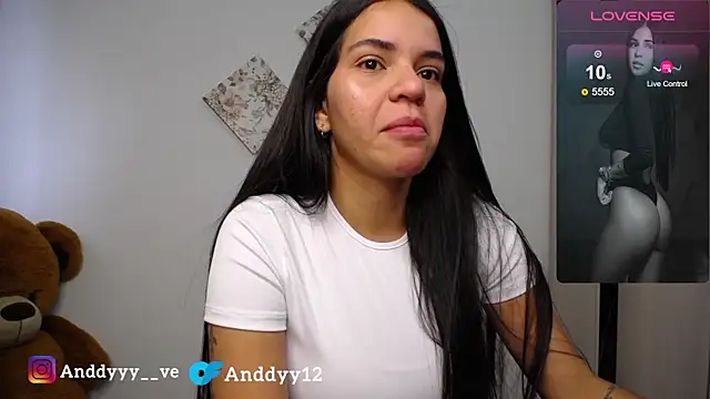 Snapshot of Anddyy__ chatting on June 29, 3:23 pm Anddyy online show from June 29, 3:23 pm