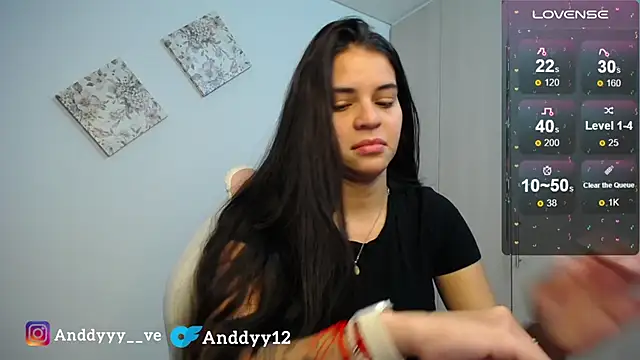 Snapshot of Anddyy__ chatting on May 5, 3:15 pm Anddyy online show from May 5, 3:15 pm