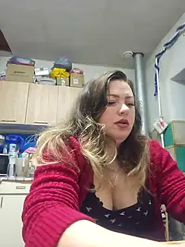 Snapshot of Jyleta chatting on February 9, 11:46 pm Jyleta online show from February 9, 11:46 pm