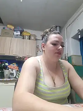 Snapshot of Jyleta chatting on June 21, 9:09 pm Jyleta online show from June 21, 9:09 pm