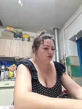 Snapshot of Jyleta chatting on July 4, 9:41 pm Jyleta online show from July 4, 9:41 pm
